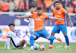 每轮综述丨罕见的四强齐遇阻，少见的十六强同进球