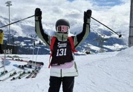 祝贺！河北运动员刘奕杉获自由式滑雪U型场地技巧欧洲杯冠军