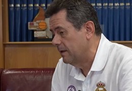 龙赛罗：皇马去年缺席金球典礼有损形象，巴萨出席且始终面带微笑