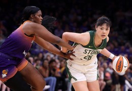 完成新赛季WNBA首秀，李月汝仍是中国女篮所需要的关键拼图