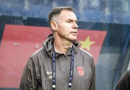 专访｜挑战追赶世界女足强队，中国女足主帅：我们必须要勇敢