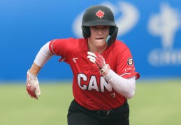 （成都世运会）垒球——女子决赛：日本队获得铜牌