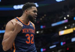 NBA东部决赛首战前瞻：纽约尼克斯 vs 印第安纳步行者