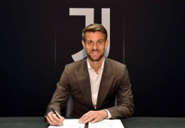 意媒：萨索洛有意引进鲁加尼，但尤文倾向于留下他