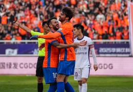 中超联赛：山东泰山胜天津津门虎