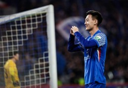 “穿云箭”逆转比赛！上海申花3:2战胜青岛海牛
