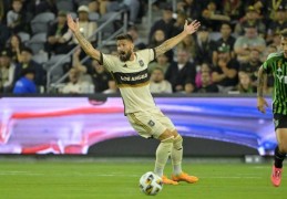吉鲁：我基本上没踢过世俱杯，若能与老东家切尔西交手会很不错