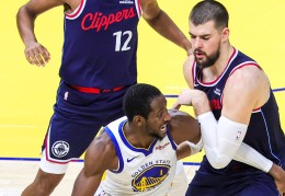 （体育）篮球——NBA常规赛：勇士胜快船