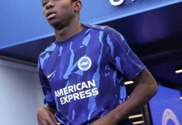 官方：布莱顿19岁中场亚尔库耶租借加盟斯旺西