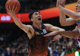 兄弟齐心，其利断金！7人得分上双，山东男篮116：79新疆