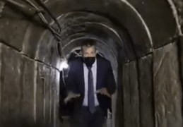 篮球立即比分网:外媒记者实地看望哈马斯地下隧道：构造巩固、物资充沛 成员称随时筹办做战