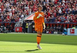 记者：勒沃库森和埃因霍温正式谈科瓦尔，球员想去埃因霍温