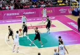 又见朱彦西三分球 北京男篮全运会预赛大胜新疆队