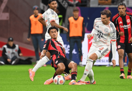 拜仁3-0法兰克福 豪取联赛6连胜