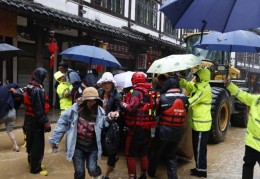 四川朝天：全员应战强降雨 守护群众生命财产安全