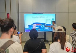 中外记者看深圳丨建一座垃圾厂，还一个生态园