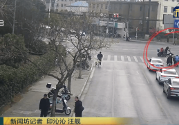 CCTV5今天中午的拳王争霸赛:“我年纪也很大，你放过我吧！”上海一须眉当街求饶，消防：你跑不掉的