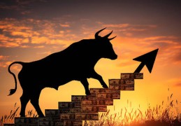 资本市场交“十四五”答卷，吴清：中长期资金持有A股流通市值约21.4万亿元，207家退市