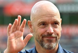 勒沃库森解雇滕哈赫，前曼联主帅上演下课帽子戏法