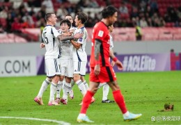 亚冠摆烂！中超内卷！两场0-2背后的中国足球困局！