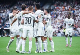 西甲｜皇马击败西班牙人 保持全胜战绩领跑