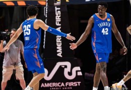 NBA夏联：新科探花伤停76人负雷霆吞2连败 湖人旧将17分