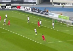 比赛21分钟，国足被进两球！