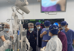 四川大学华西医院实现一次手术治疗三种复杂心血管疾病 国内无公开类似病例