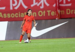 专访｜让球迷看到朝气蓬勃，这位中国女足小将不怕关注和压力