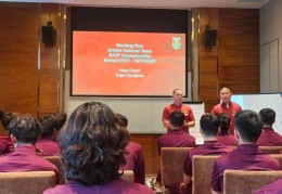 国足大连集训备战东亚杯：提高效率打好比赛，不需要惧怕对手
