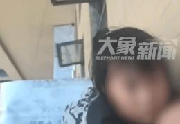女童从20楼坠至13楼雨棚被14楼业主拽住 紧急呼救“我快抓不住”