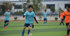 湖南湘潭“文明风度”须眉足球角逐举行:美式足球角逐