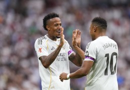 【西甲】姆巴佩攻入世界波，皇马坚持每场两球