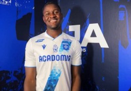 官方：布莱顿前锋奥斯曼租借加盟欧塞尔一年