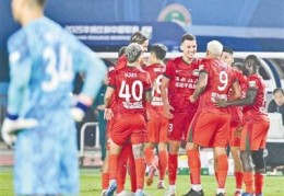 河南杜康2∶0完胜北京国安