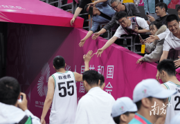 全运男篮铜牌战：辽宁不敌四川，韩德君谢幕战诠释坚守