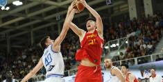 中国男篮打造新系统，乔尔杰维奇称亚运会目的是夺冠:杰里米埃文斯