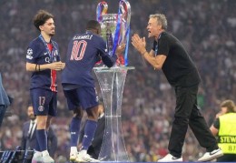 男足金球奖候选名单揭晓，“大巴黎”九人入围