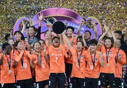 武汉女足夺得首届女足亚冠冠军