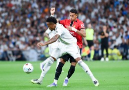 西甲综合 | 皇马逆转马略卡暂登榜首