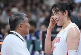 中国女篮贾赛琪伤情：耳朵被打出血已缝针 不严重不影响后续比赛