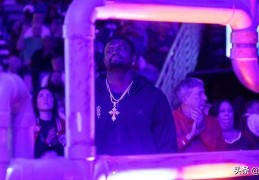 硬气，鹈鹕队锡安·威廉姆森淡化脚伤严重程度