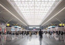“五一”第三天郑州铁路局预计发送旅客76万人