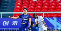 中超联赛：武汉三镇队战平大连英博海发队