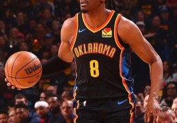 「黑闪电」哈登 9 见过吗？亮相 NBA 赛场！