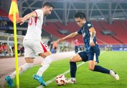 武汉三镇2比0战胜青岛海牛，新赛季首次“零封对手”