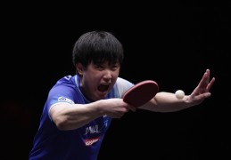 （体育）乒乓球——WTT香港总决赛：林诗栋无缘决赛