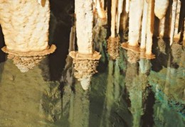 揭开世界级“水晶宫”地质奥秘