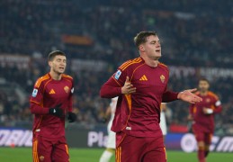 体坛联播｜罗马升至意甲第四，洛夫顿爆发助上海男篮四连胜