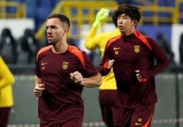 前瞻｜塞尔吉尼奥、王钰栋待命 国足迎战澳大利亚队被迫调整阵容